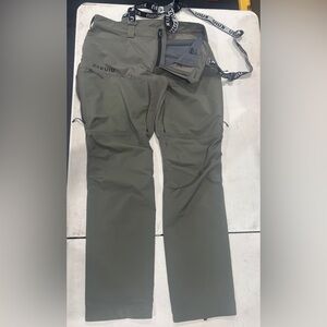 KUIU Men's Pro Brush Pants - Ash 36